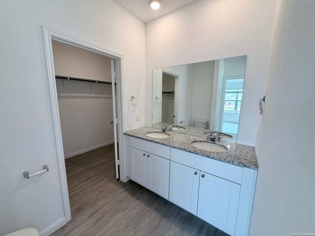 750 Haas Way, San Antonio, TX 78221