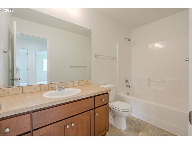 291 N 34TH Ct, Ridgefield, WA 98642
