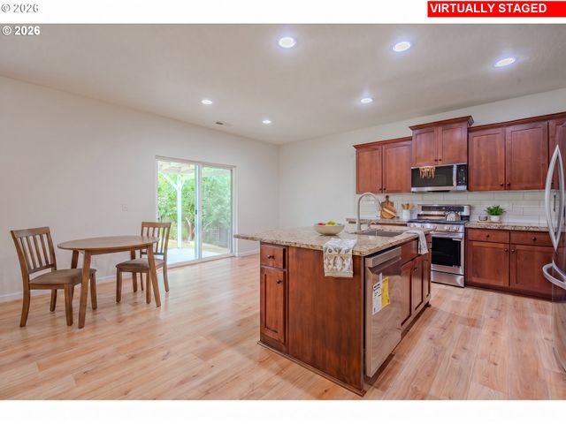 291 N 34TH Ct, Ridgefield, WA 98642