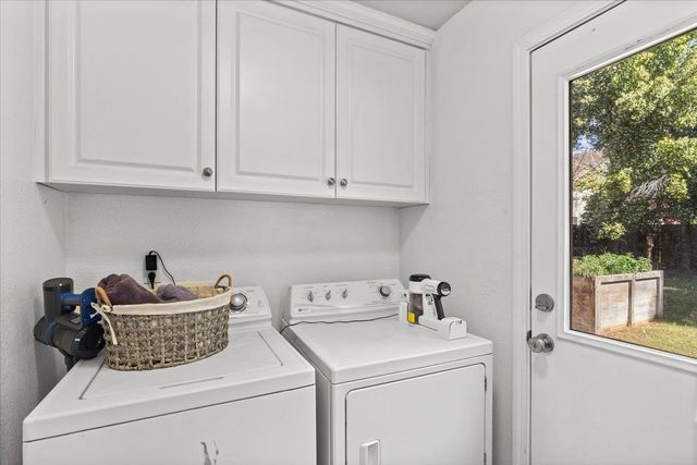 4208 Keepsake Ct, Modesto, CA 95356