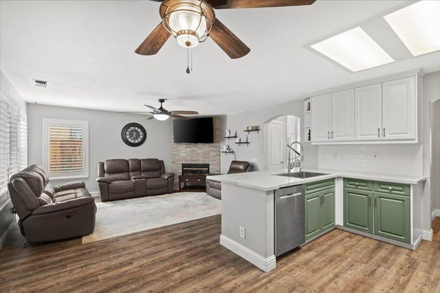 4208 Keepsake Ct, Modesto, CA 95356