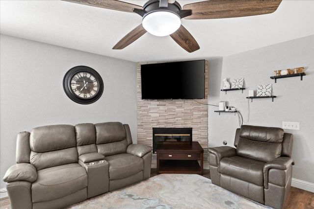 4208 Keepsake Ct, Modesto, CA 95356