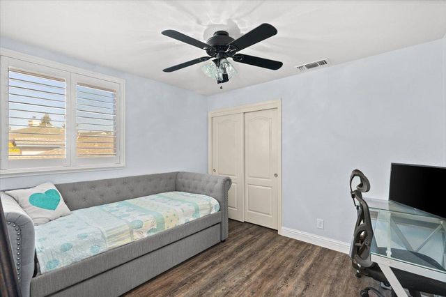 4208 Keepsake Ct, Modesto, CA 95356