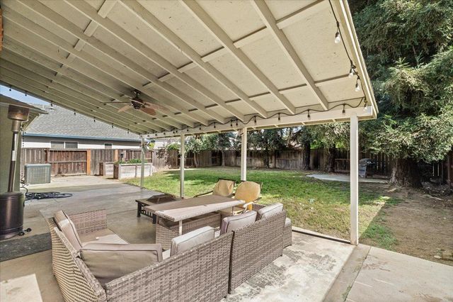 4208 Keepsake Ct, Modesto, CA 95356