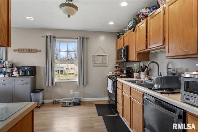 105 E MILL Street, Rochester, IL 62563
