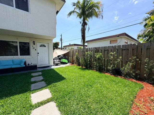 1500 NE 151st Street 104, Miami, FL 33162