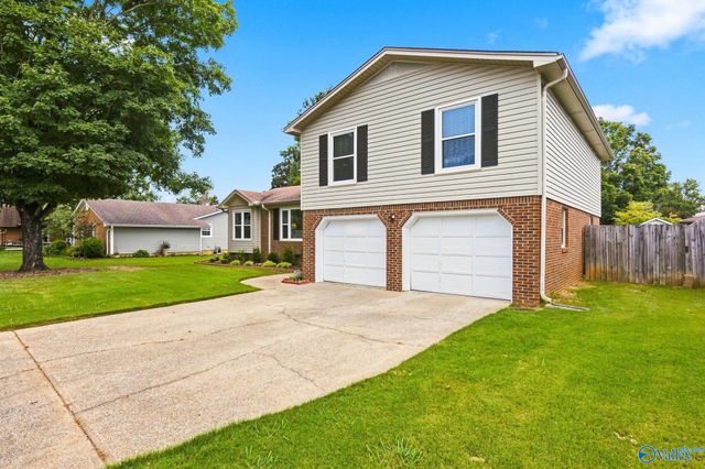 2107 Britain Avenue, Huntsville, AL 35803