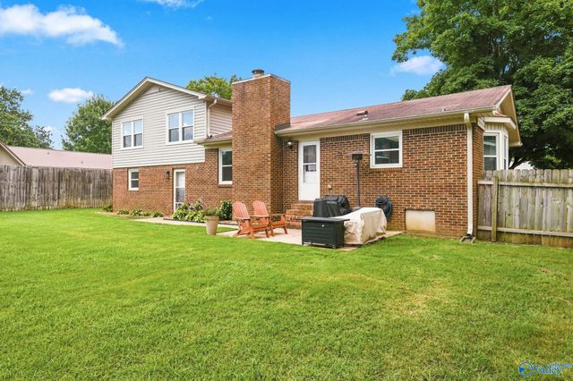 2107 Britain Avenue, Huntsville, AL 35803