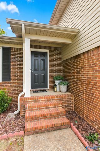 2107 Britain Avenue, Huntsville, AL 35803