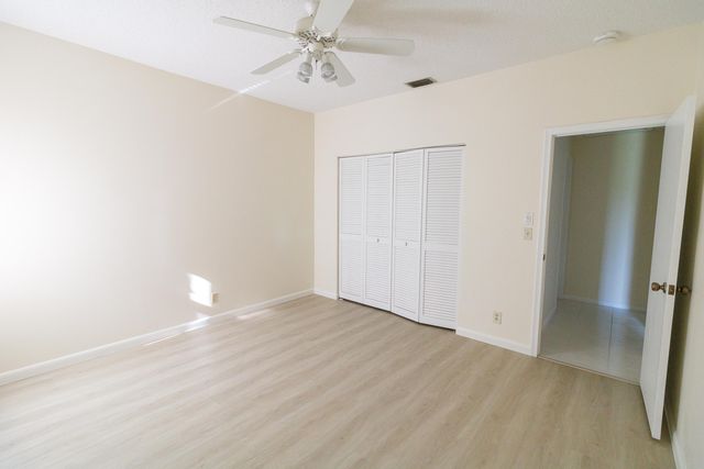 8197 ROYAL PALM Court 5, Tamarac, FL 33321