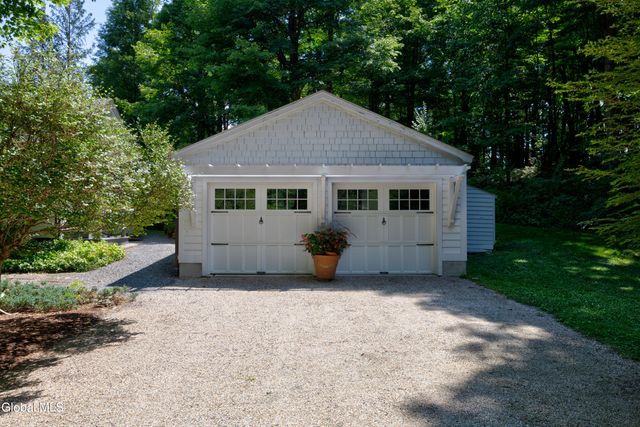 250 Bashford Road, Chatham, NY 12184