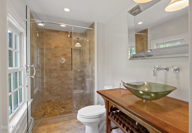 250 Bashford Road, Chatham, NY 12184