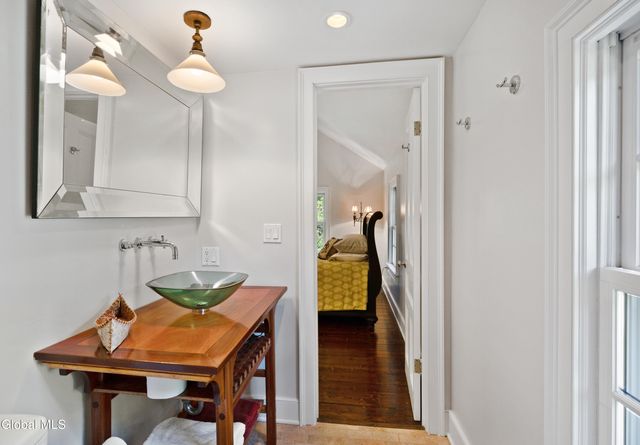 250 Bashford Road, Chatham, NY 12184