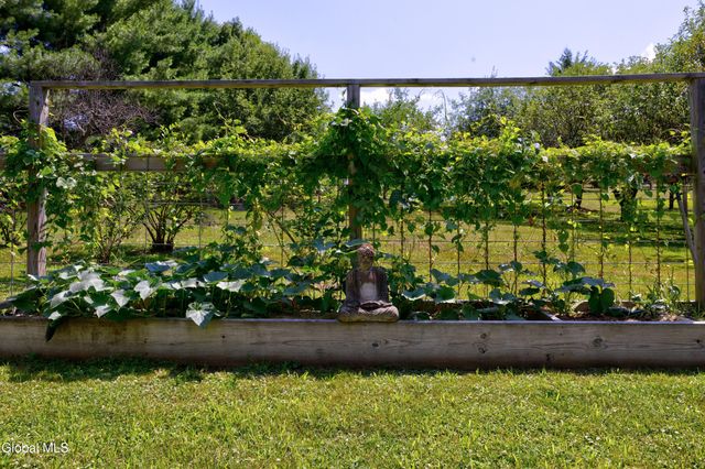 250 Bashford Road, Chatham, NY 12184