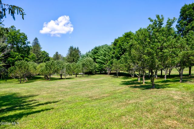 250 Bashford Road, Chatham, NY 12184