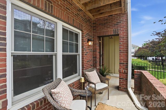 1024 Wesley Park Lane, Charlotte, NC 28208