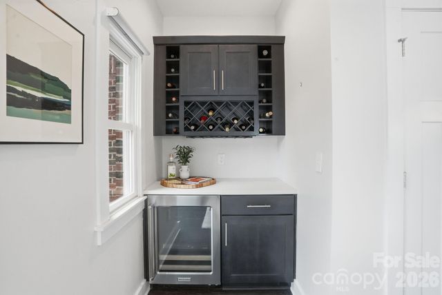 1024 Wesley Park Lane, Charlotte, NC 28208