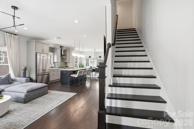1024 Wesley Park Lane, Charlotte, NC 28208