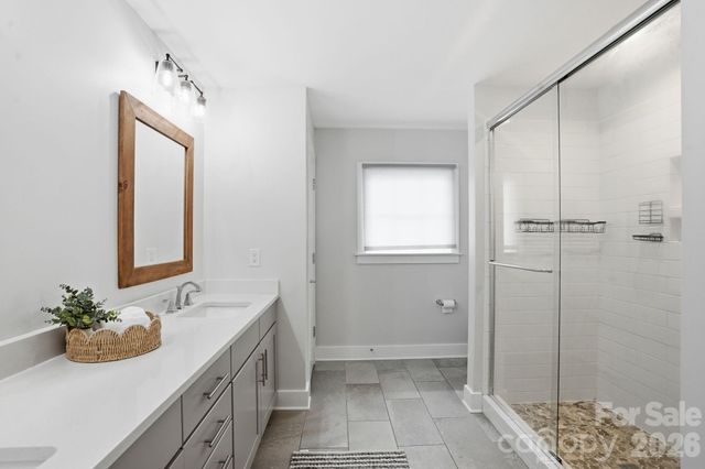 1024 Wesley Park Lane, Charlotte, NC 28208