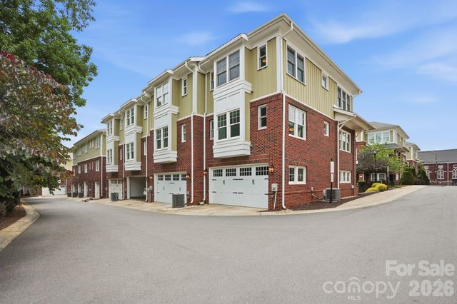1024 Wesley Park Lane, Charlotte, NC 28208