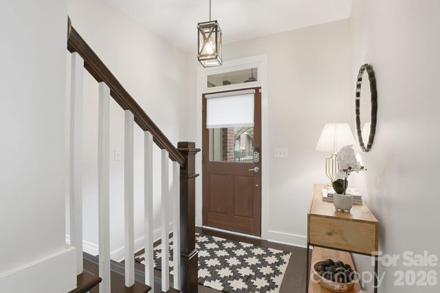 1024 Wesley Park Lane, Charlotte, NC 28208
