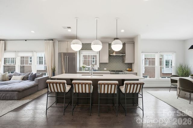 1024 Wesley Park Lane, Charlotte, NC 28208