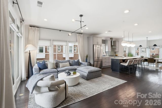 1024 Wesley Park Lane, Charlotte, NC 28208