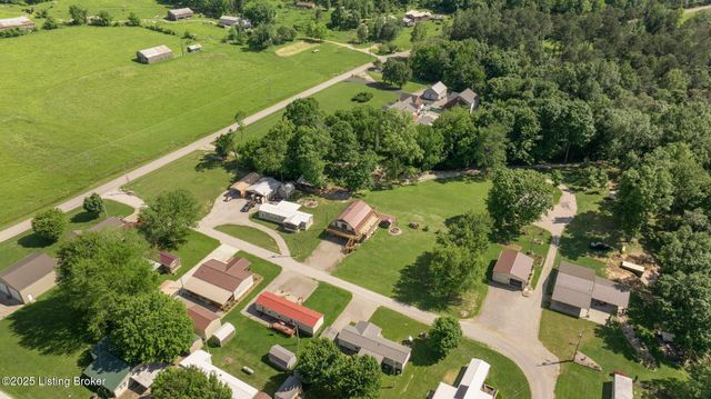 198 Moore Haven Cir, Cub Run, KY 42729