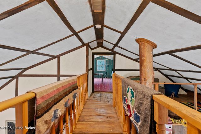 198 Moore Haven Cir, Cub Run, KY 42729