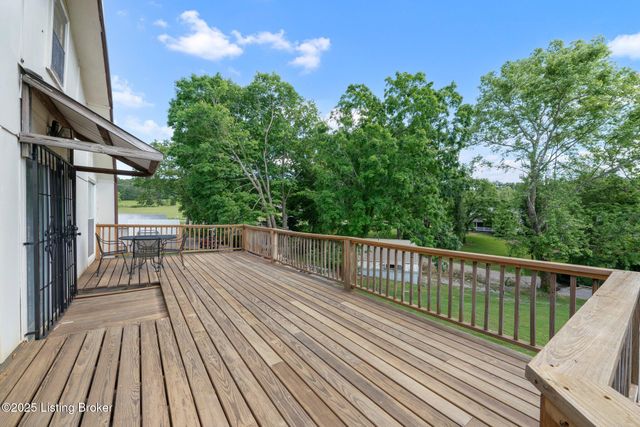 198 Moore Haven Cir, Cub Run, KY 42729