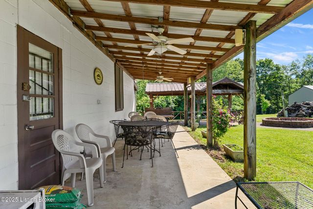 198 Moore Haven Cir, Cub Run, KY 42729