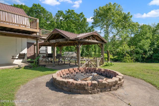 198 Moore Haven Cir, Cub Run, KY 42729