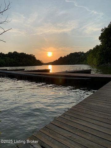 198 Moore Haven Cir, Cub Run, KY 42729