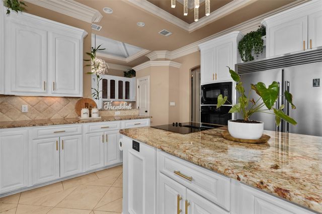 504 Belle Rouge Circle, Bossier City, LA 71111