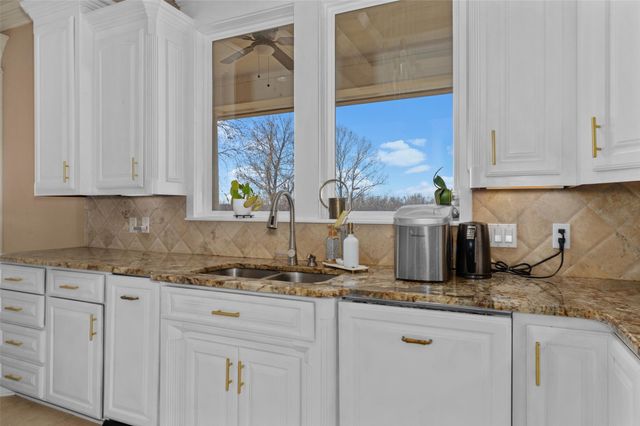 504 Belle Rouge Circle, Bossier City, LA 71111