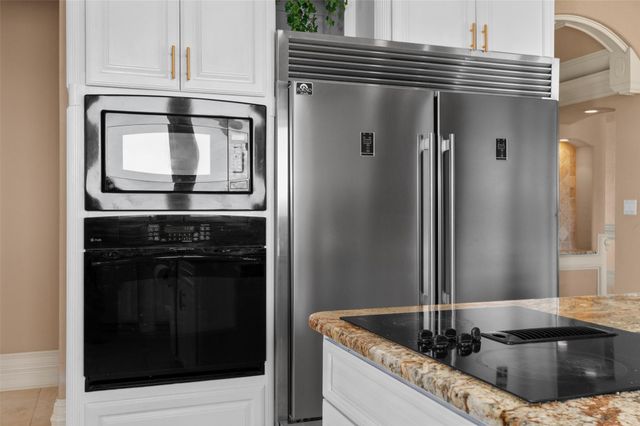 504 Belle Rouge Circle, Bossier City, LA 71111