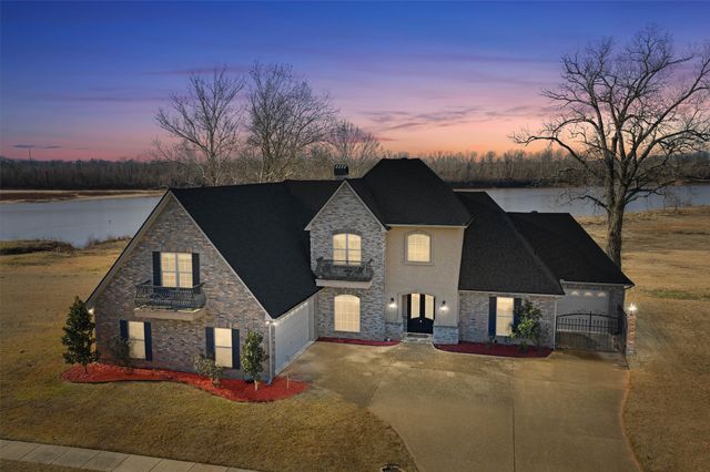 504 Belle Rouge Circle, Bossier City, LA 71111