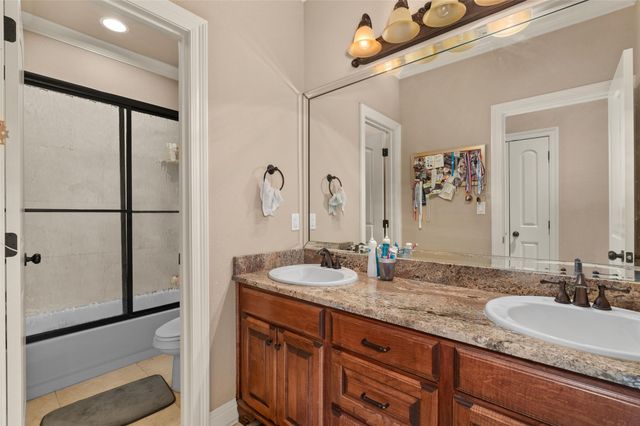 504 Belle Rouge Circle, Bossier City, LA 71111