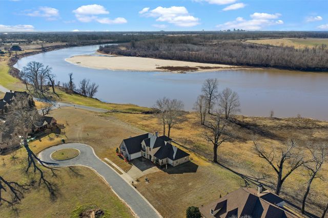 504 Belle Rouge Circle, Bossier City, LA 71111