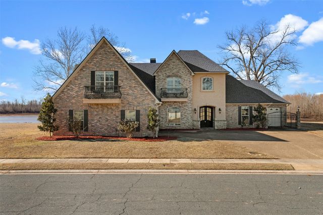 504 Belle Rouge Circle, Bossier City, LA 71111