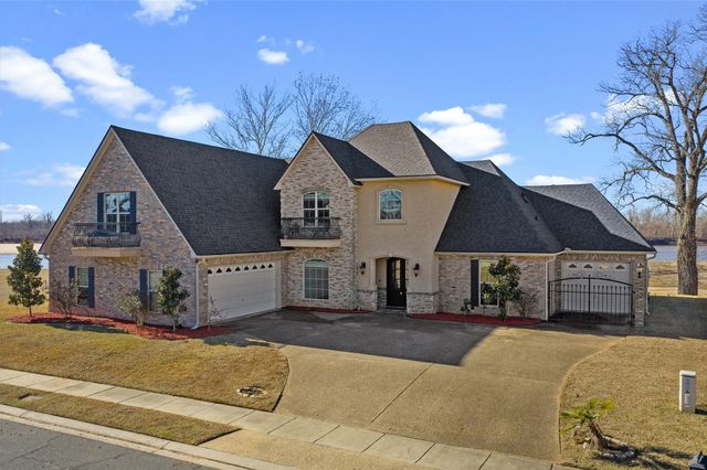 504 Belle Rouge Circle, Bossier City, LA 71111