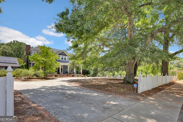 1102 Emory Street, Oxford, GA 30054
