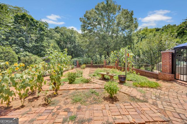 1102 Emory Street, Oxford, GA 30054