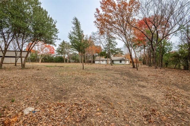 713 Hilltop Circle, Desoto, TX 75115