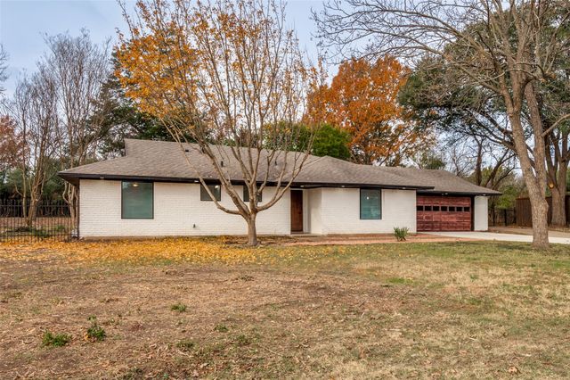 713 Hilltop Circle, Desoto, TX 75115