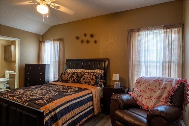 8963 Rushing River Drive, Fort Worth, TX 76118