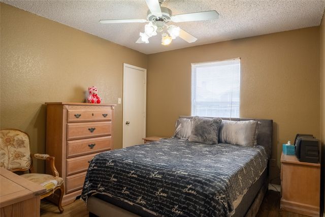 8963 Rushing River Drive, Fort Worth, TX 76118