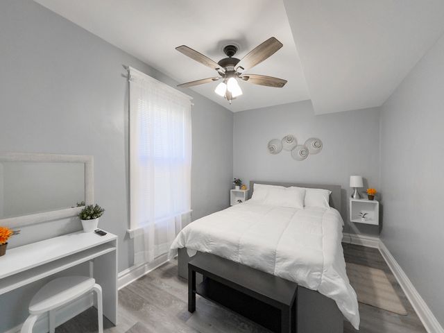 2039 W 23RD Street 2, Chicago, IL 60608