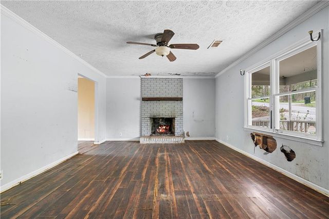 63 Moss Road, Dawsonville, GA 30534