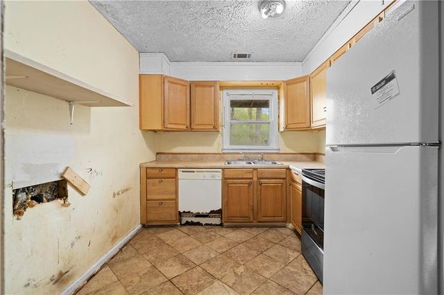 63 Moss Road, Dawsonville, GA 30534